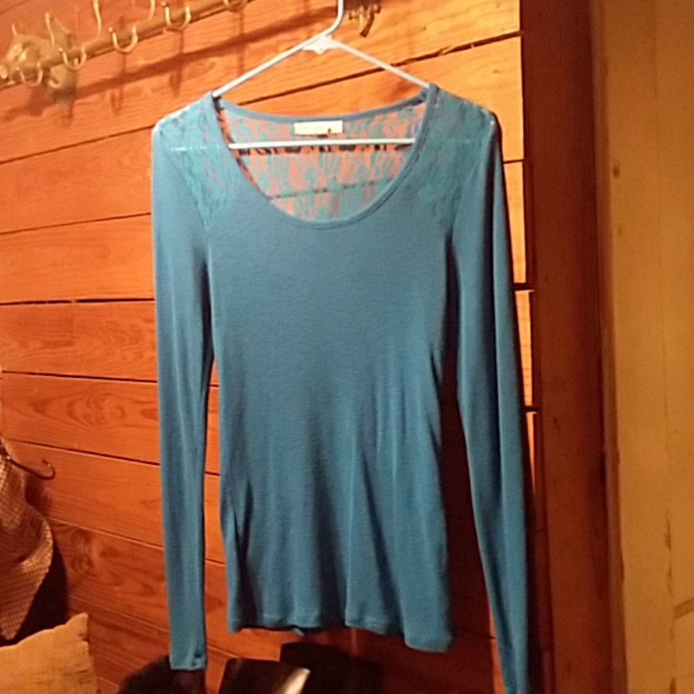 Sweater - Picture 2 of 3